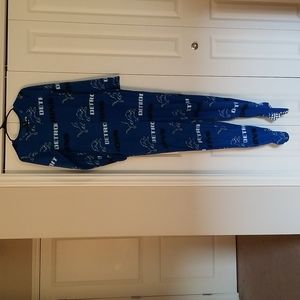 NFL Detroit Lions Women's Onesie with Pockets, Small